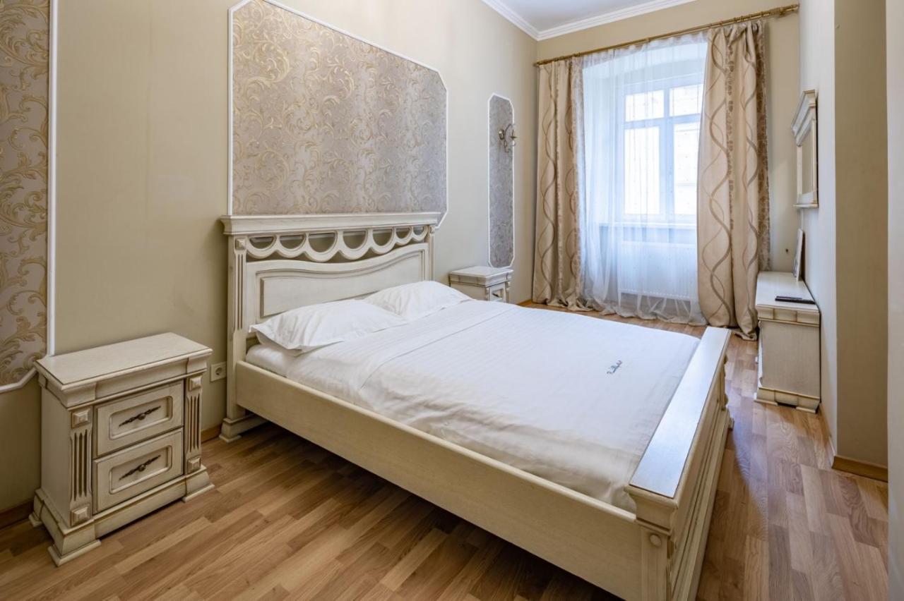 Apartamento Romari Сербська 9 Leópolis Exterior foto