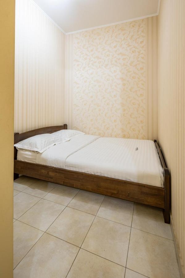 Apartamento Romari Сербська 9 Leópolis Exterior foto