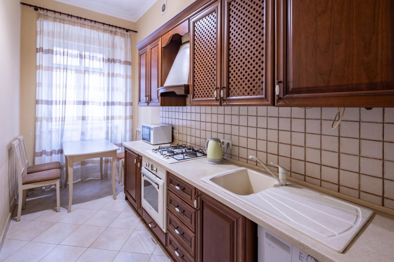 Apartamento Romari Сербська 9 Leópolis Exterior foto