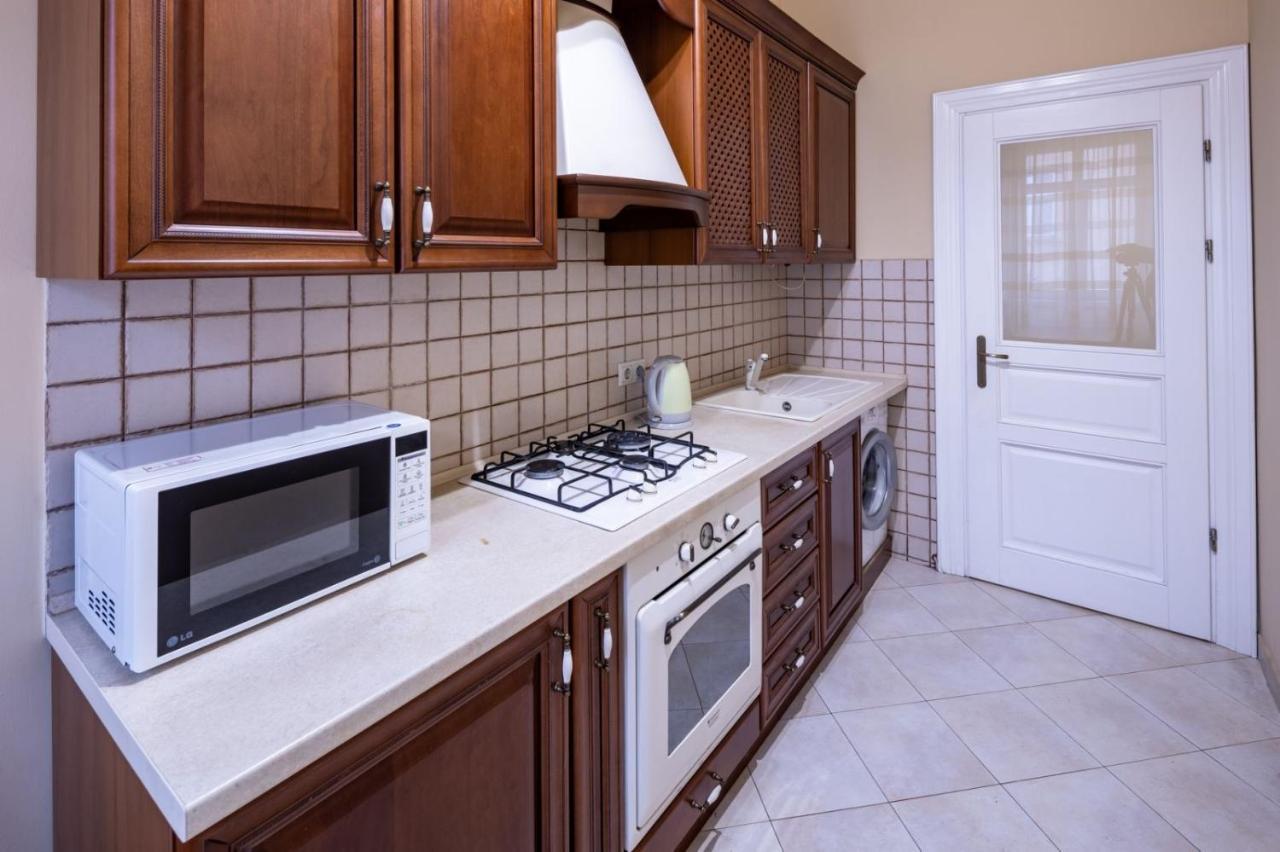 Apartamento Romari Сербська 9 Leópolis Exterior foto